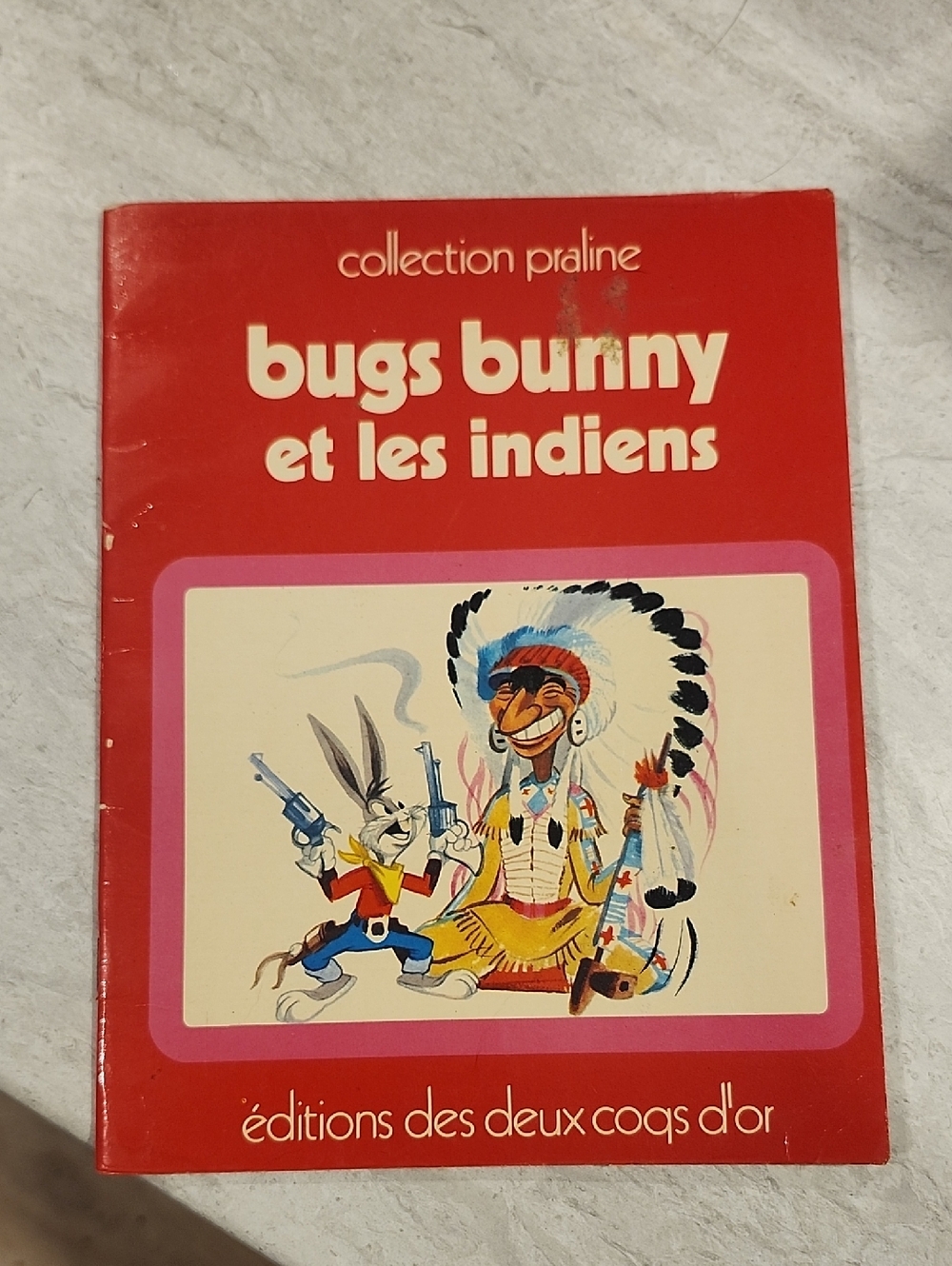 📚 4/$20 📚 Bugs Bunny et les indiens Red Paperback Book